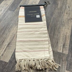 Lacourte hand made blanket